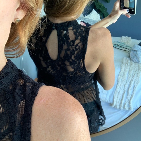 Free people high neck lace top - Picture 2 of 2